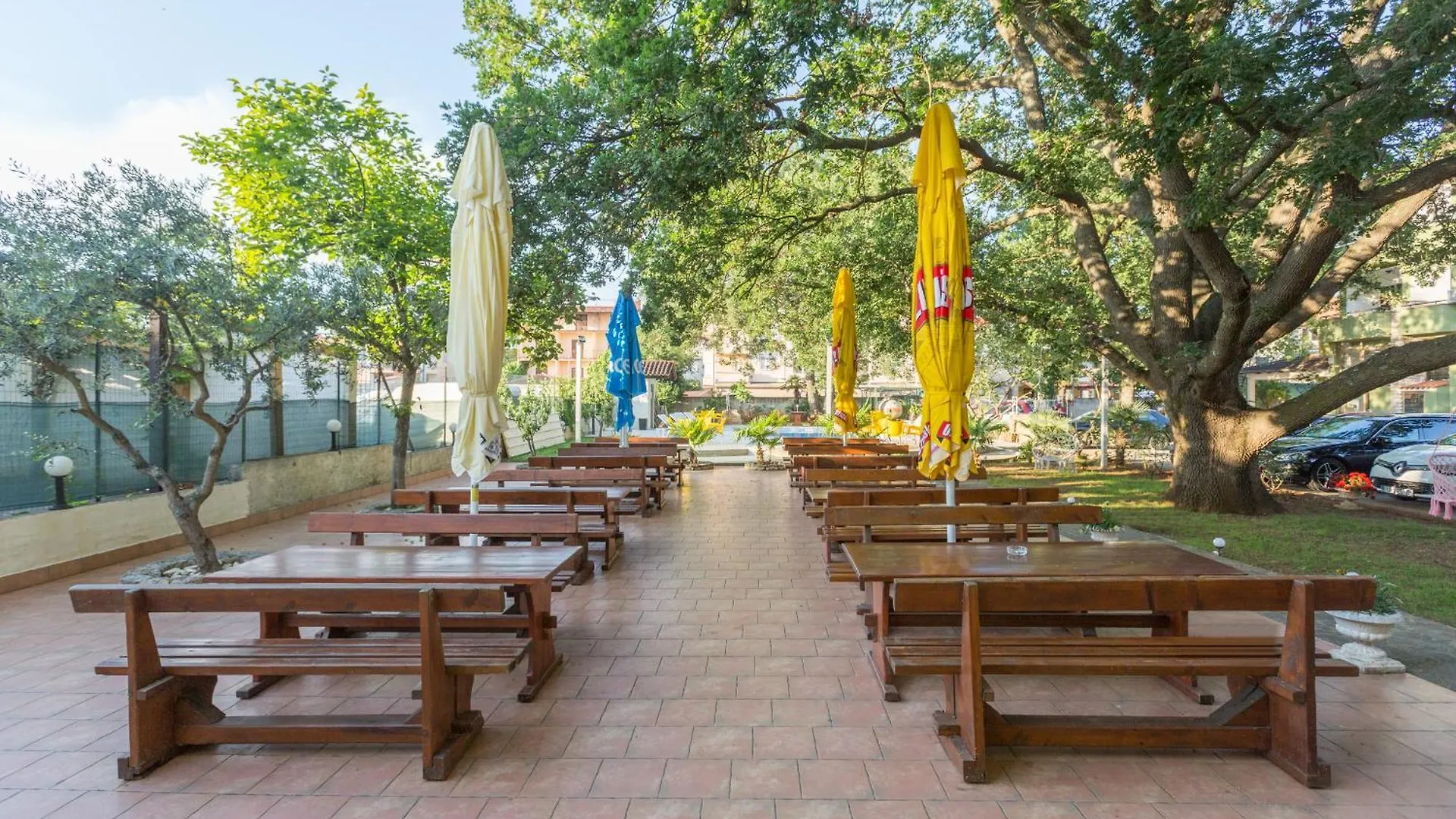 Biergarten Medolino 0*,