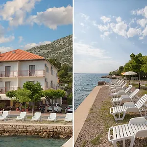 https://pansion-andelko.hotelinzadar.com