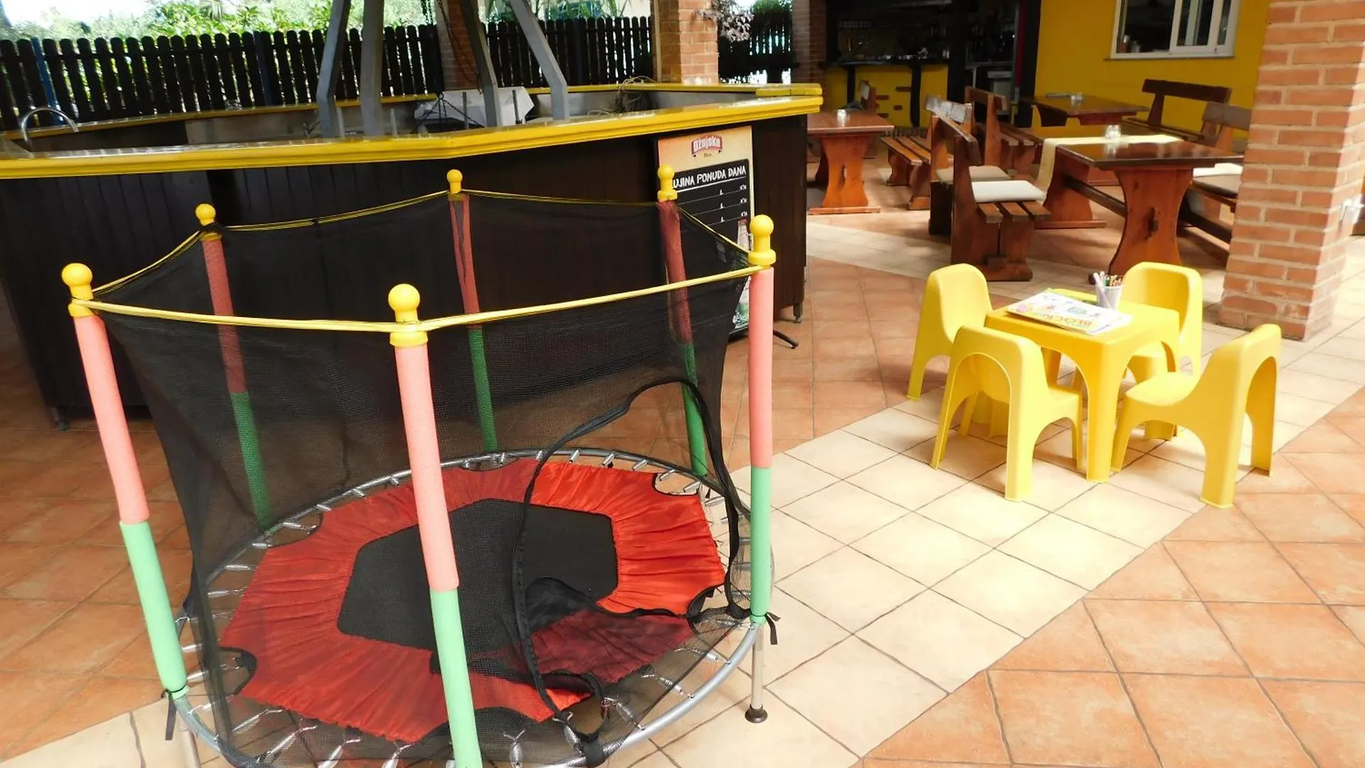 Bed & Breakfast Biergarten Medolino Croazia