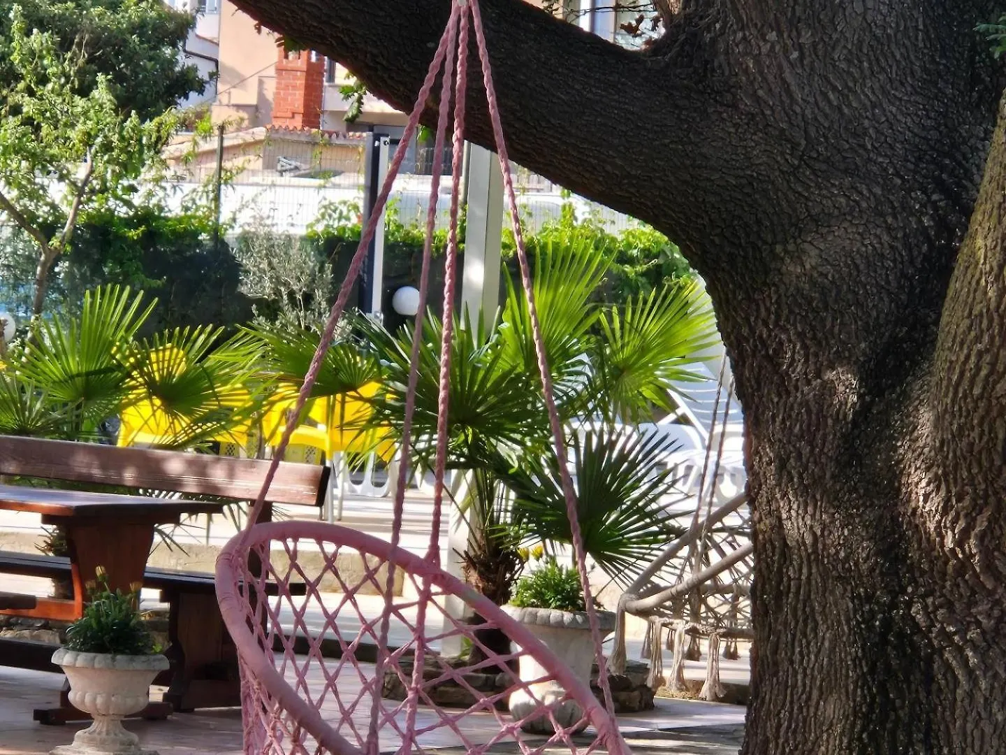 Bed & Breakfast Biergarten Medolino